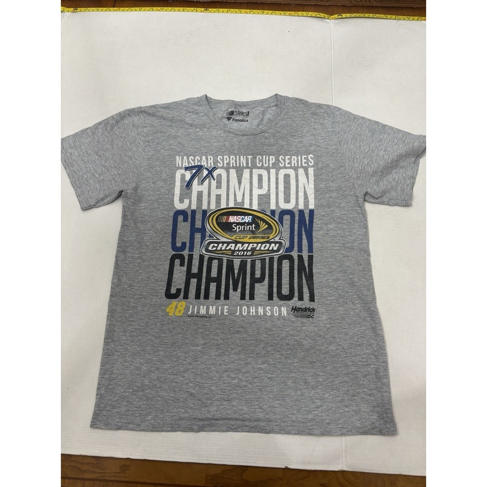 Fanatics Youth Xl NASCAR Jimmie Johnson T Shirt Short Sleeve Sprint Cup Champion